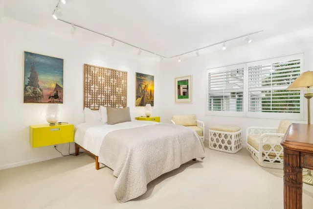 Palm Beach Towers, Palm Beach Unit B124 photo 6