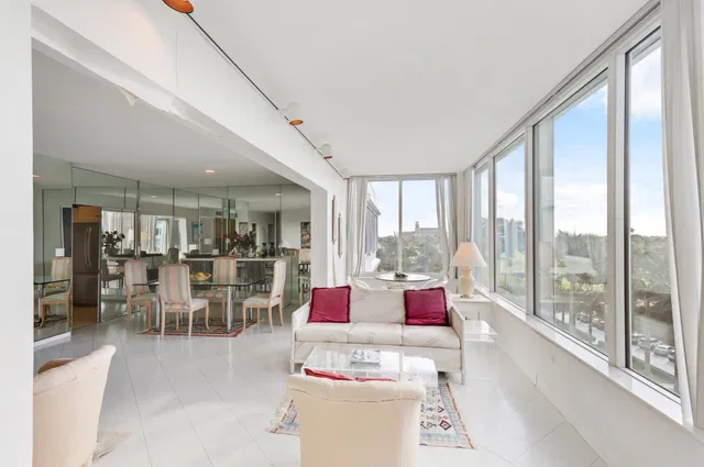Palm Beach Towers, Palm Beach Unit 606a photo 6