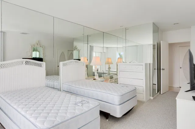 Palm Beach Towers, Palm Beach Unit 606a photo 10