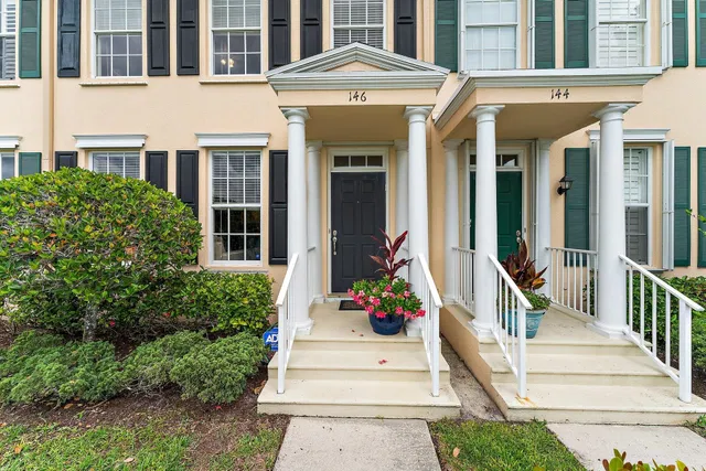 Charleston Court at Abacoa Residence photo 3