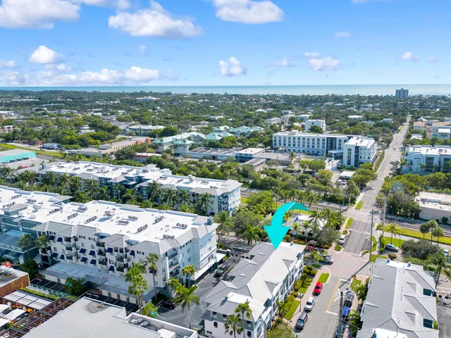 Pineapple Grove Village Condominiums Unit 5-F photo 3