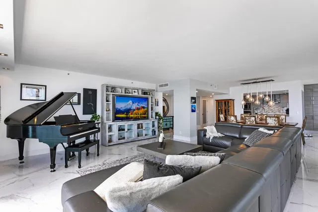 Martinique Singer Island Unit 2301 photo 6