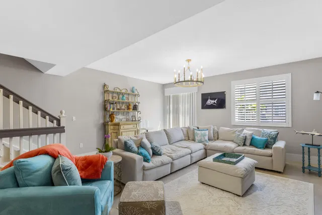 Pineapple Grove Village Condominiums Unit 5-B photo 10
