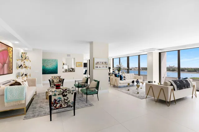 The Plaza of The Palm Beaches Unit 11ef photo 3