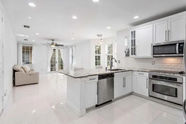 Heritage Club Residence photo 8