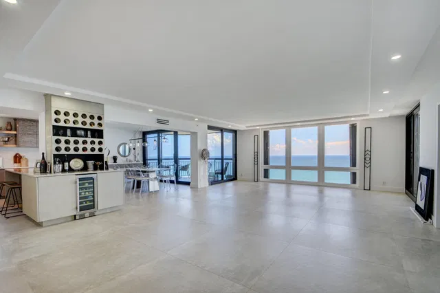 Eastpointe Singer Island Unit 16i photo 5