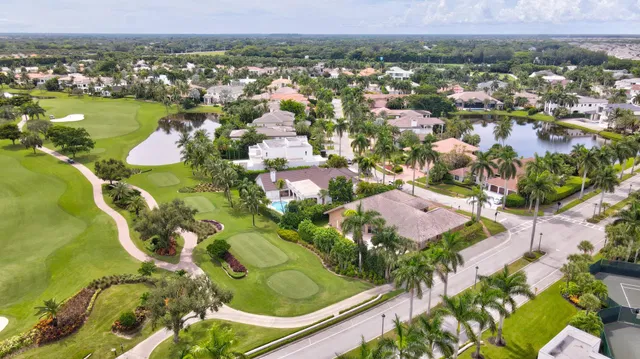 St. Andrews Country Club Residence photo 11