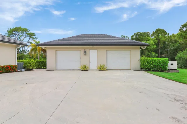 Ranch Colony Jupiter Residence photo 9