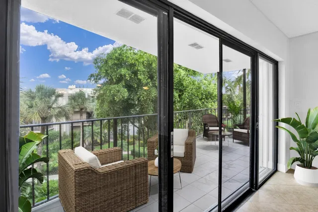 3605 S Ocean Boulevard #325