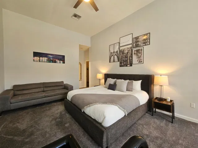 One City Plaza Unit 202 photo 9