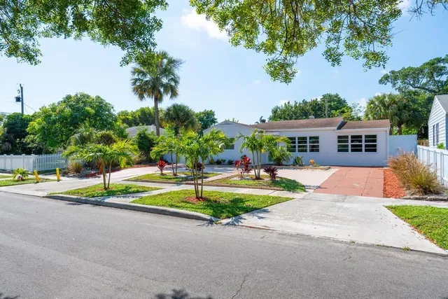 West Palm Beach Residence photo 5