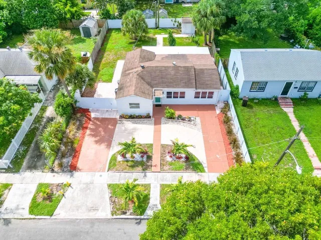 West Palm Beach Residence photo 8