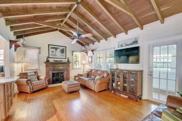 NOMAR West Palm Beach Residence photo 2