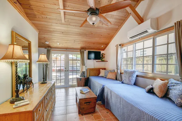 NOMAR West Palm Beach Residence photo 25