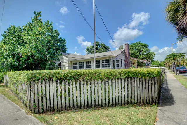 NOMAR West Palm Beach Residence photo 35