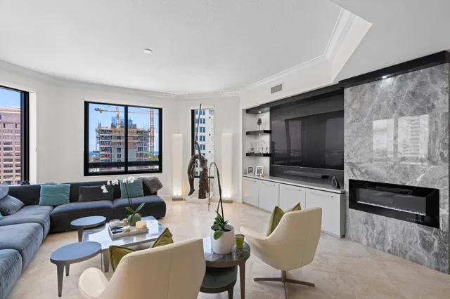 One City Plaza Unit 1409 photo 9