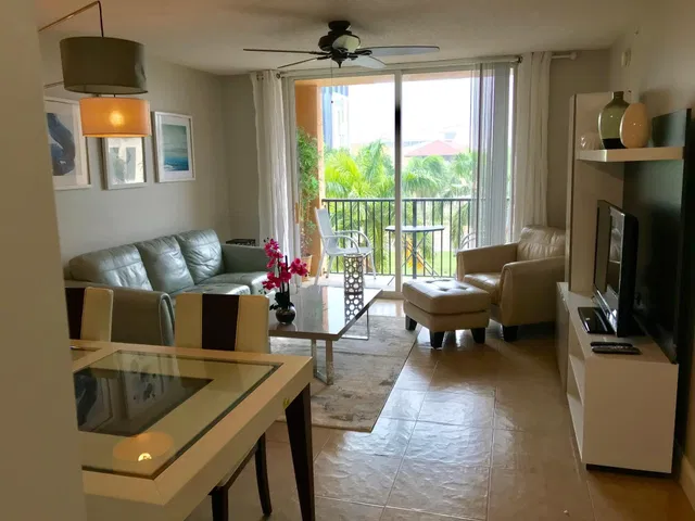 The Tower Condominium at Cityplace Unit 407 photo 4