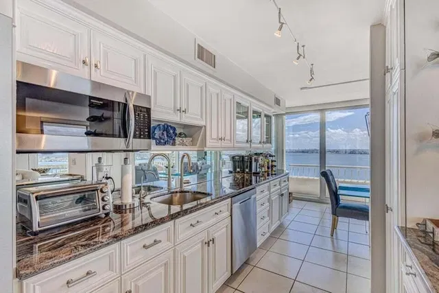 Water Glades Unit 22 D photo 5