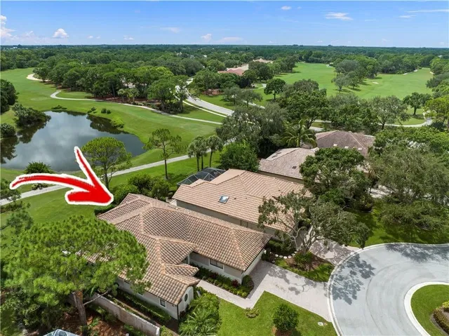 Willoughby Golf Club Residence photo 2