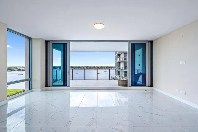 Water Club North Palm Beach Unit 904 photo 5
