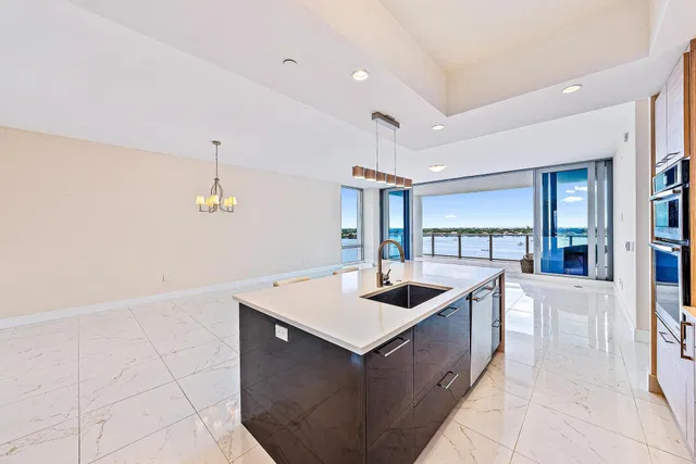 Water Club North Palm Beach Unit 904 photo 9