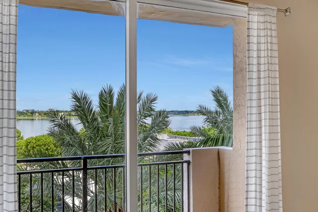 The Montecito Unit 506 photo 13