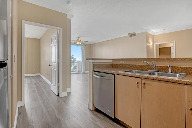 The Montecito Unit 506 photo 19