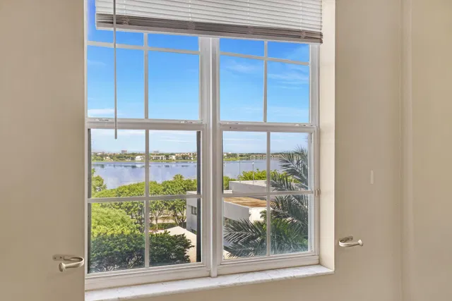 The Montecito Unit 506 photo 29