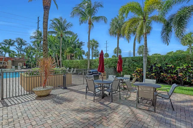 The Montecito Unit 506 photo 38
