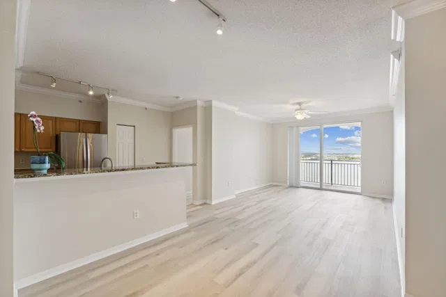The Montecito Unit 1206 photo 4