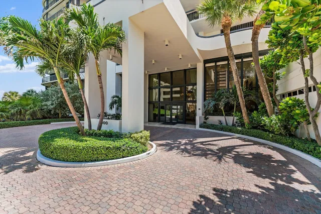 4000 N Ocean Singer Island Unit 2301 photo 6