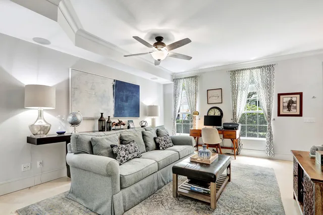 Charleston Court at Abacoa Residence photo 9