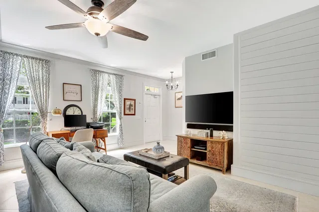 Charleston Court at Abacoa Residence photo 11