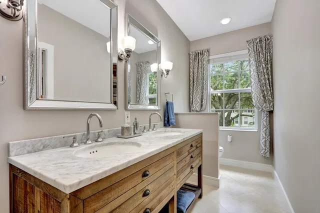 Charleston Court at Abacoa Residence photo 28
