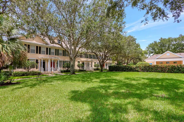 Charleston Court at Abacoa Residence photo 38