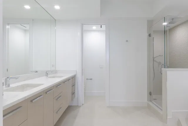 The Plaza of The Palm Beaches Unit Ph1f photo 11