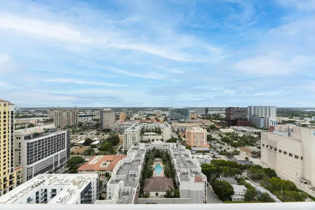 The Plaza of The Palm Beaches Unit Ph1f photo 14