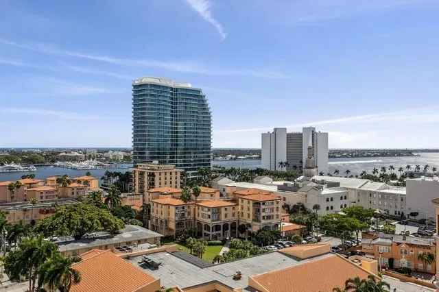 One City Plaza Unit 905 photo 21