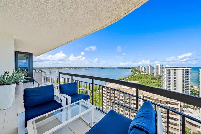 Martinique Singer Island Unit 2401 photo 2