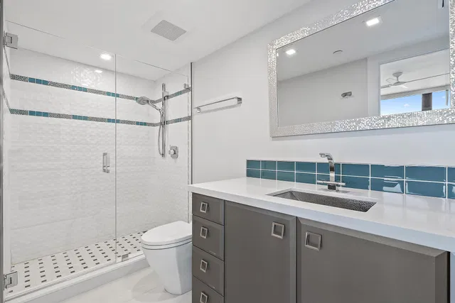 Martinique Singer Island Unit 2401 photo 8