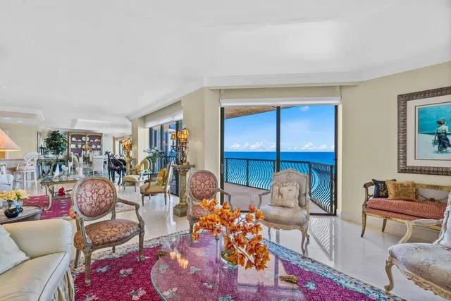 Via Delfino Condominium Unit 600 photo 8