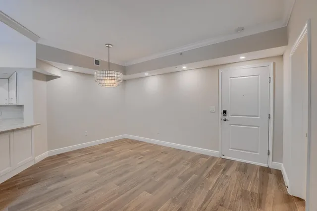 The Astor Unit 313 photo 4