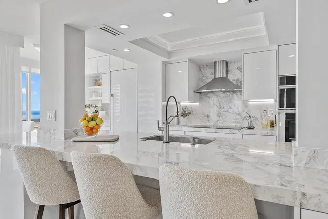 4000 N Ocean Singer Island Unit 803 photo 4