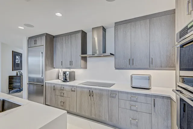 Azure Palm Beach Gardens Unit 412 photo 18