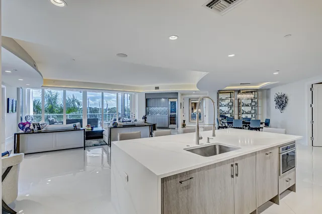 Azure Palm Beach Gardens Unit 412 photo 20