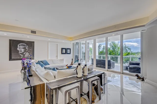 Azure Palm Beach Gardens Unit 412 photo 26