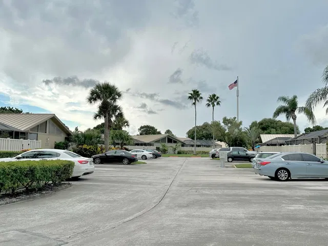 Old Palm Golf Club Residence photo 27