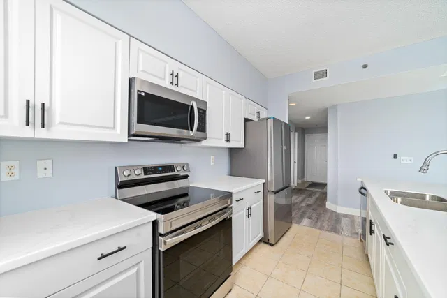 The Montecito Unit 1113 photo 13