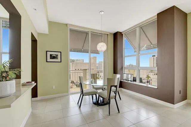 City Palms Unit 1042 photo 11
