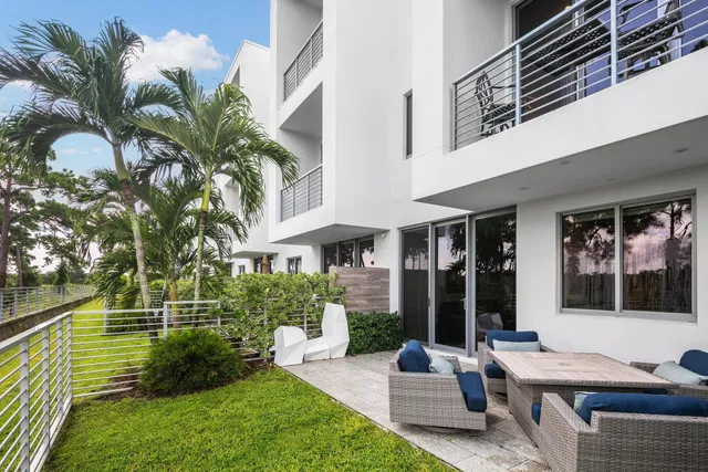Moderne Boca Residence photo 13